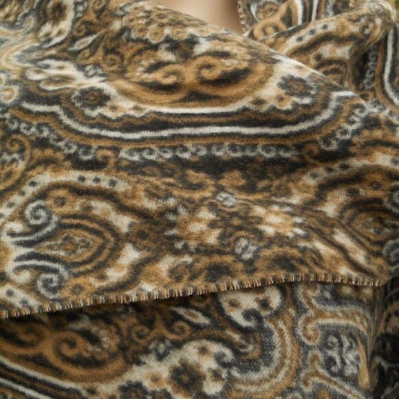 NWOT CASHMINK 100& Acrylic Swirl & Paisley Scarf/Wrap Made in Germany - Picture 4 of 8